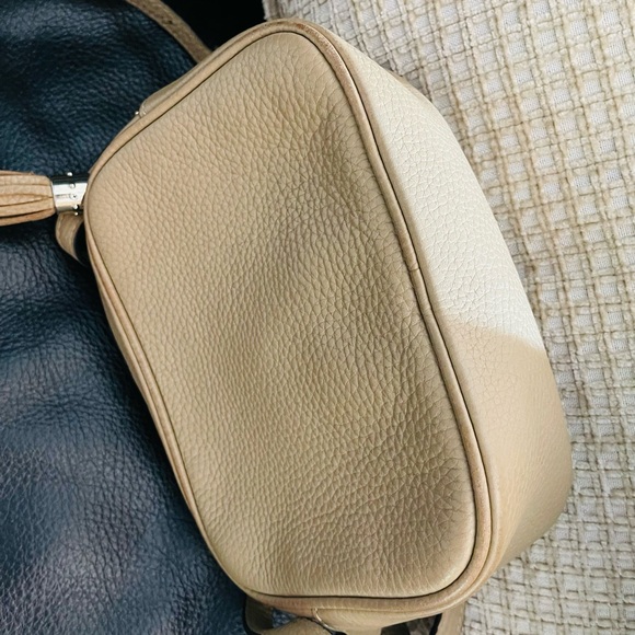 Gucci Soho Disco Beige Crossbody Bag - Picture 2 of 4